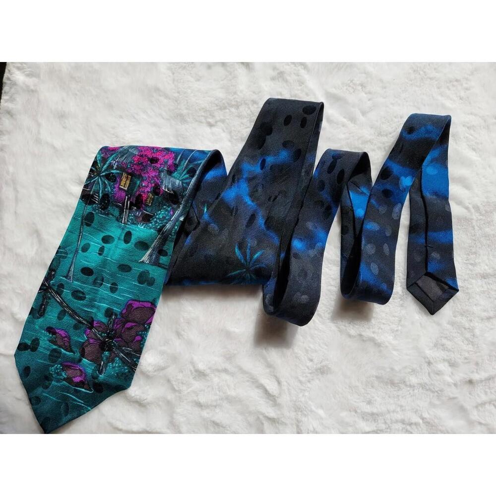 Rosetti Handmade Colorful Silk Necktie House Print 60"